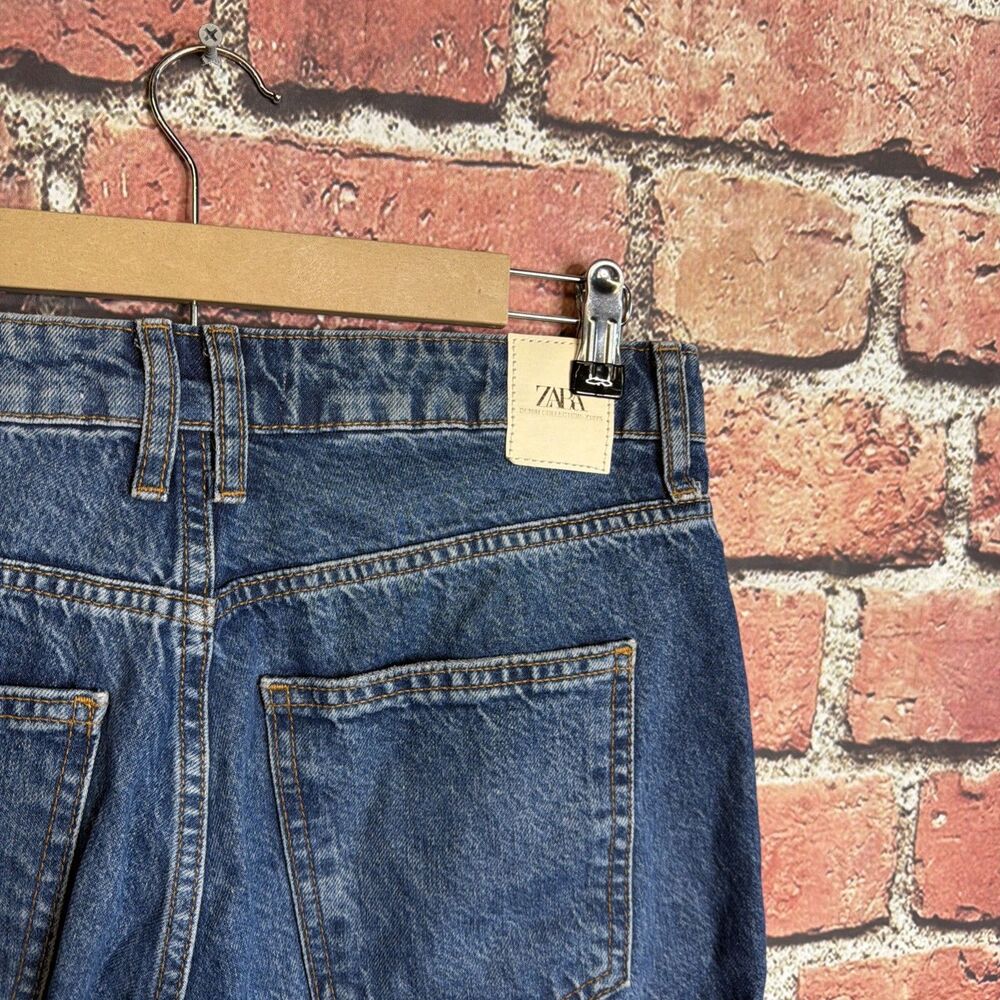 Zara Womens Mid-Rise Straight Jeans Raw Hem Size 6 Blue - Picture 5 of 5